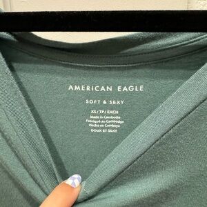 American Eagle top. SO soft and stretchy